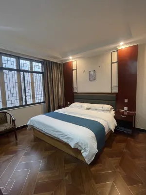 Songpan Jinyun Business Hotel Hotels near Statues of Songtsen Gampo and Princess Wencheng
