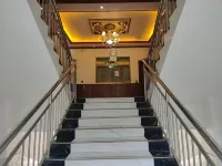 Hotel Sabah Hotels in Jomda