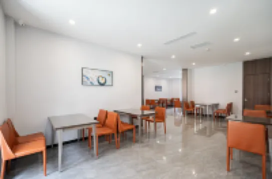 โรงแรมเฟิงยี่ เสิ่นหยาง