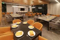 Holiday Inn and Suites Mexico Felipe Angeles Airport Hotels in Zumpango