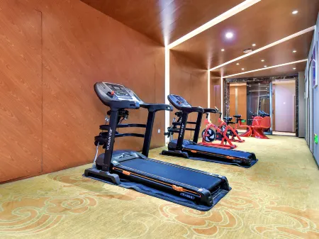 Yuya Yizhi Hotel (Chengdu Longquan Government Affairs Center Shufang Subway Exit) Отели рядом с достопримечательностью «Chengdu Aeronautic Vocational and Technical College»