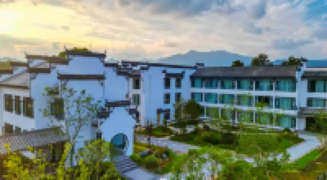 ZhongCheng Mountain Villc