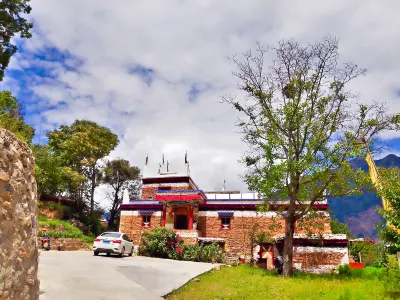 Danba Dongyuan Homestay Hotels in Jiaju Tibetan Village