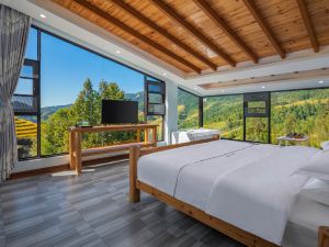 Wangyuelou Homestay (Longji Terraces Jinfoding Branch)