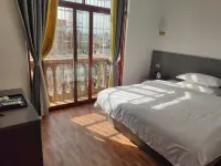Dongxing Great World Hotel