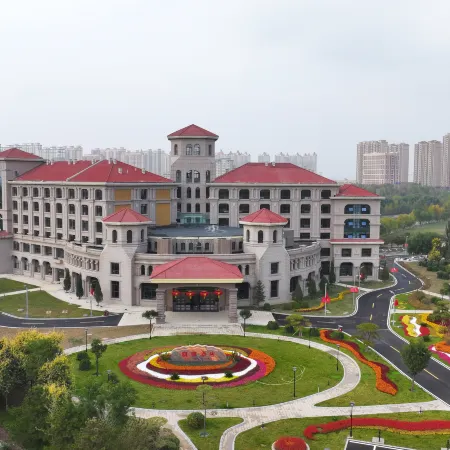 MAGIC HOTEL