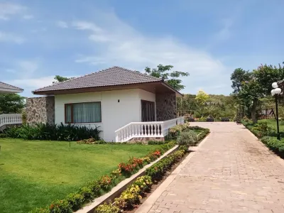 Resort Đá Bàng Homestay & Restaurant Hotels in Đất Đỏ District