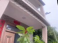 Orange Sea (Sea View) Youth Hostel Hotels near Beihai Fucheng Airport
