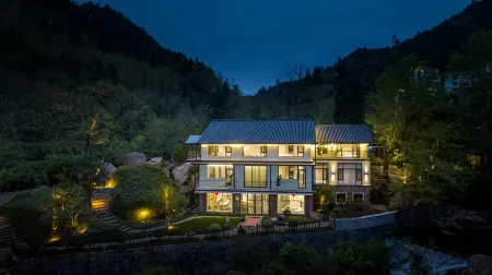 Sanqingshan Shiquqigu Homestay Отели рядом с достопримечательностью «The Nanqingyuan Scenic Area»