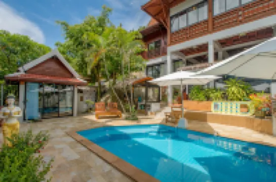 水晶灣頂層公寓