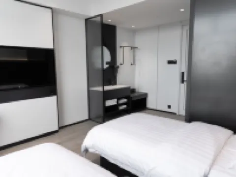 Tiger Hotel Hotels near Zhengjue Temple