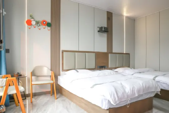 Meeting in Arctic Village