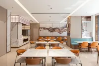 Elong Hotel (Haikou International Trade Center Store) - جاكوزي