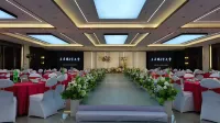 Salt alkali Land Academic Exchange Center Hotel فنادق في قوانغ راو