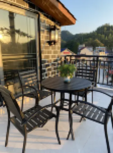 Hujun Lelin Homestay (Border Town Tea Cave Scenic Area Branch)