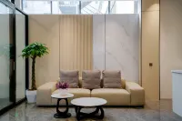 Mengzi Jiangshangyue Light Luxury Hotel (Honghe Prefecture Vocational Education Park)