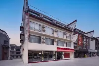 Hengshan Lingshanqi Two-Building Suite Homestay (Nanyue Great Temple Scenic Area)