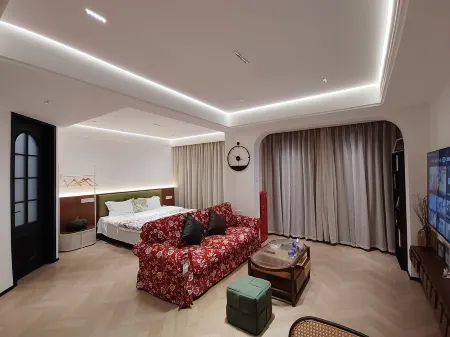 Smart Home Hotel Style Apartment Отели в г. Лоян