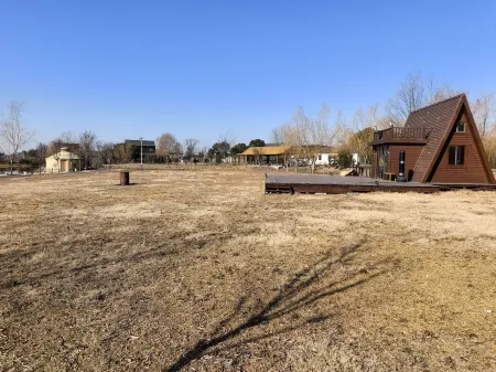 Huizhou International Peony Garden B&B Отели рядом с достопримечательностью «Liujiafan Ancient Dwellings»