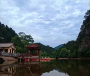 Haitaoxuan Farm Stay Hotels near Immortal Cliff