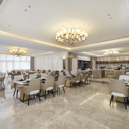Vienna International Hotel (Hefei Xinhua College Mengcheng Subway Station)