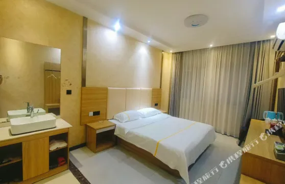 君逸商務酒店（南樂倉頡路店）