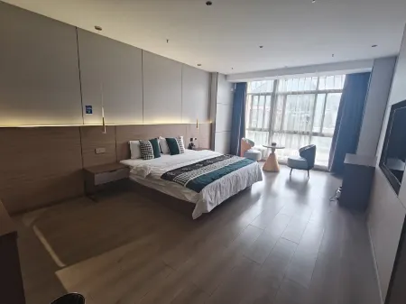 Guangzhou Youyi Hotel Отели рядом с достопримечательностью «Guangzhou Vocational College of Technology & Business»