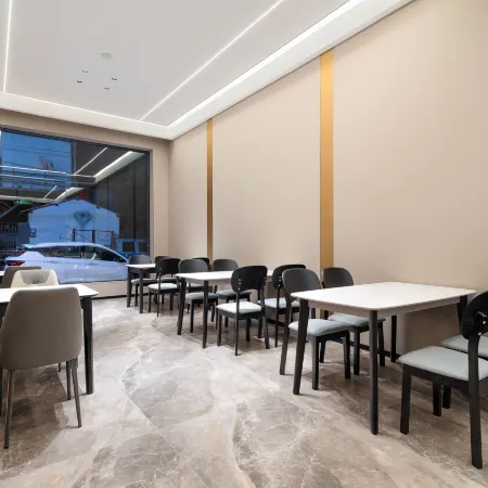 Yuechen Smart Hotel