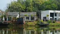 Menghai Meng Bala Jingmo Landscape Hot Spring Homestay