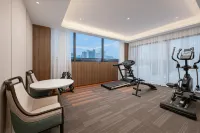 Moling Hotel (Zhuzhou Railway Station Wangfuxing Plaza) - parking