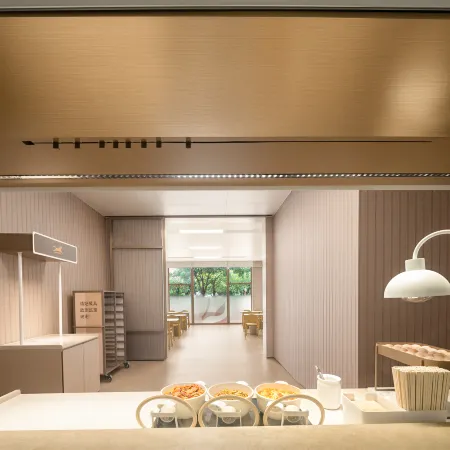 HanTing Express Hotel (Qinzhou Changrong World Trade Plaza)