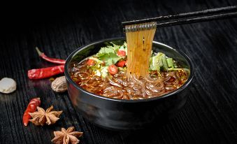 Platinum theme hotel (Chongqing Jiangbei International Airport Yuelai Guobo Store