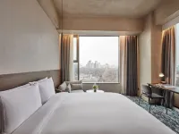 Hotel in 9 Gangnam Hotels near Shingu Botanic Garden