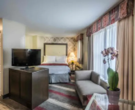 เวสต์เอนด์ วอชิงตัน ดีซี เทเพสทรีคอลเลกชั่น บายฮิลตัน