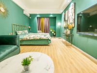 安阳喜漫公寓 - 绿色投影大床房