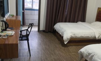 Qinzhou Haizhou Business Hotel (No.2 People's Hospital)