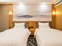 星程酒店(西安明城墙西门外店) - 高级双床房