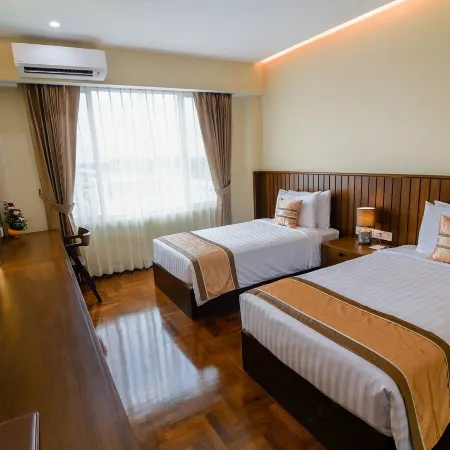 New Wave Hotel
