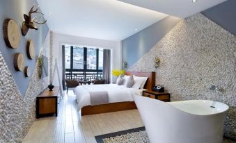 Phoenix Youran Qingsu Hotel