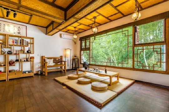 Floral Lux Hotel · Taining Jingjing Tea Culture Resort Hotel