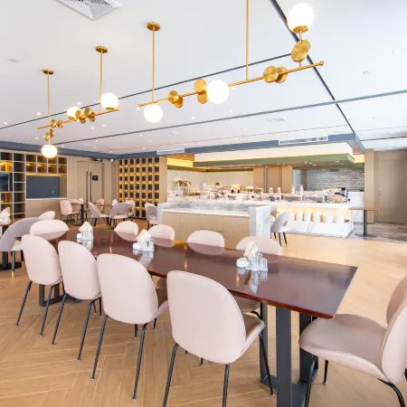 Atour Hotel Wuhan Tiandi Hankou Riverside