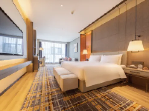 Grand Mercure Shenzhen Nanshan Hotels near Shenzhen Bay Park