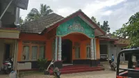 Pringsewu Craft Homestay - Hostel Hotel dekat Seribu Batu Songgo Langit