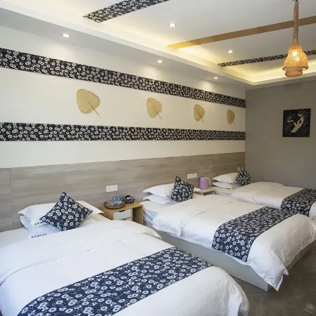 Lajia Inn (Zhijindong)
