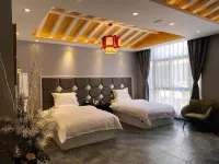 Liquan Bailuyuan Inn