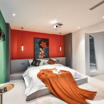 Liyang Nanshan Bamboo Sea Dreamland Art Hot Spring B&B