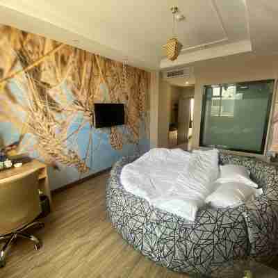 Moli International Hotel Rooms