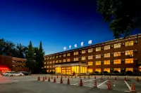 Pinglu Hotel Hotels in Pinglu