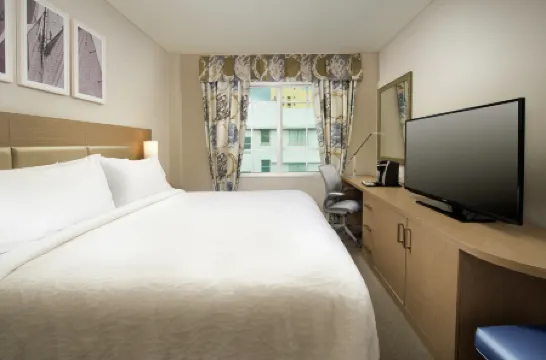 Hilton Garden Inn Miami South Beach, FL Отели рядом с достопримечательностью «Интракостал Уотеруэй»