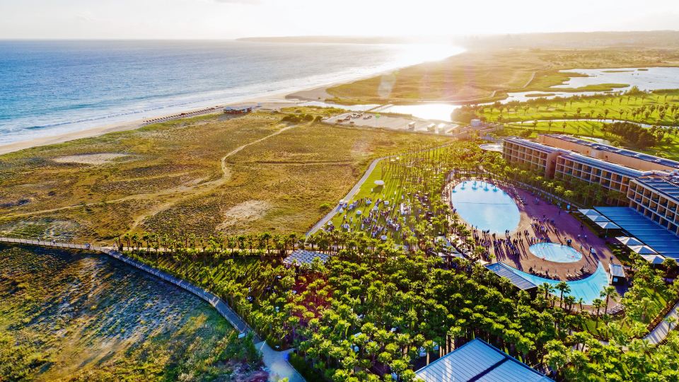 Wine & Books by the Sea, Algarve Resort